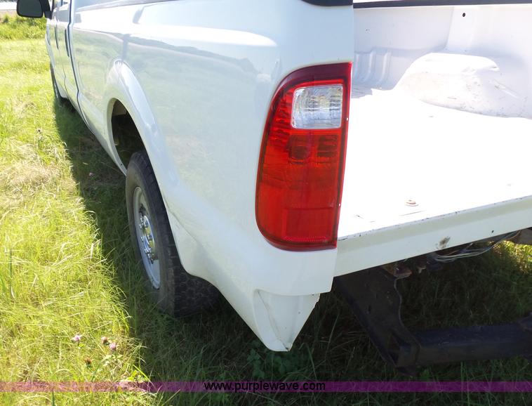 image for item K3152 2008 Ford F250 Super Duty Crew Cab pickup truck
