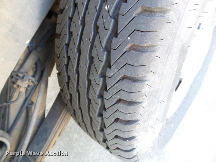 image for item K3463 2006 Chevrolet Express 3500 van