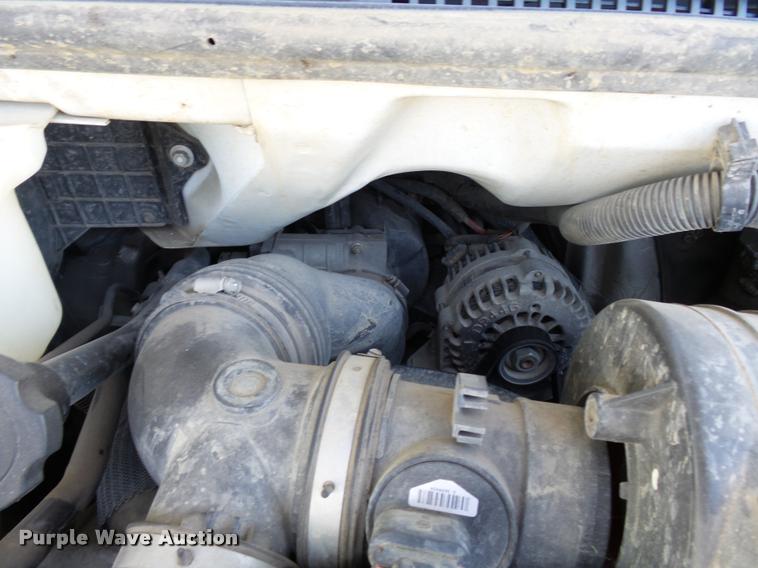 image for item K3463 2006 Chevrolet Express 3500 van