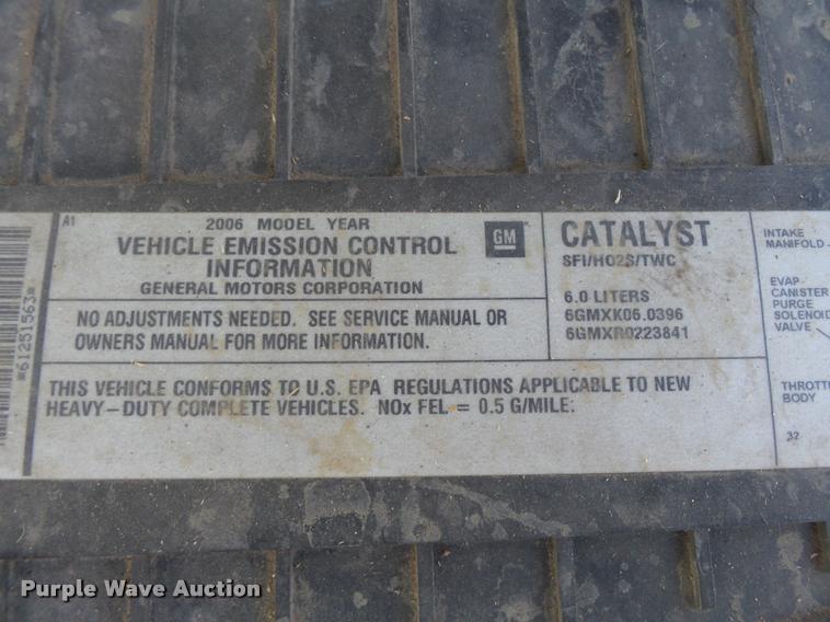 image for item K3463 2006 Chevrolet Express 3500 van