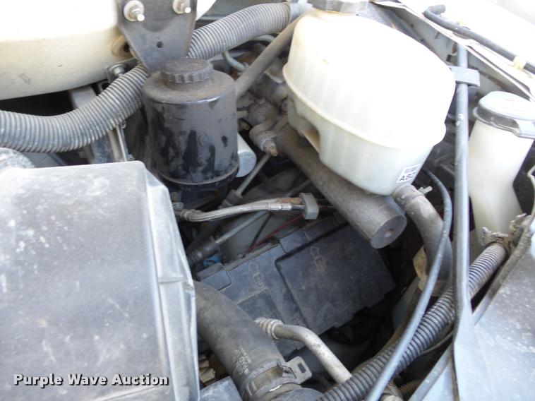 image for item K3463 2006 Chevrolet Express 3500 van