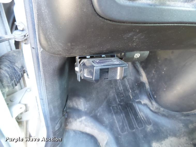 image for item K3463 2006 Chevrolet Express 3500 van