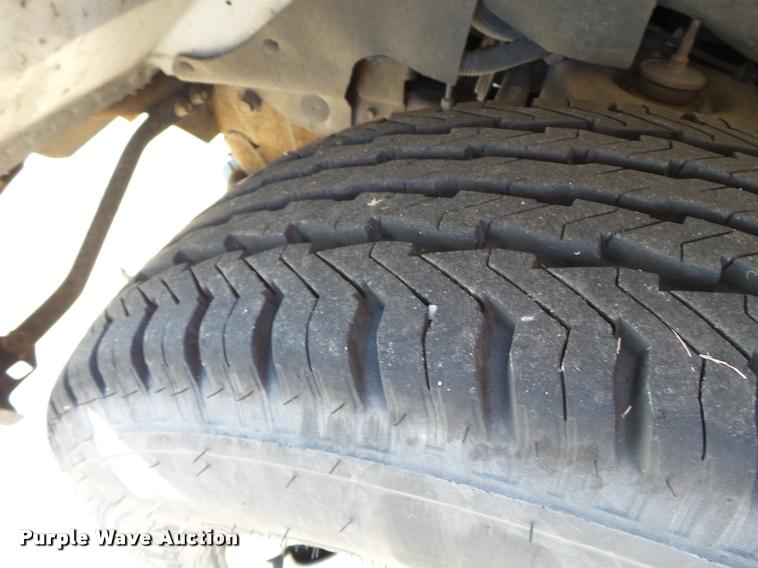 image for item K3464 2006 Chevrolet Express 3500 van