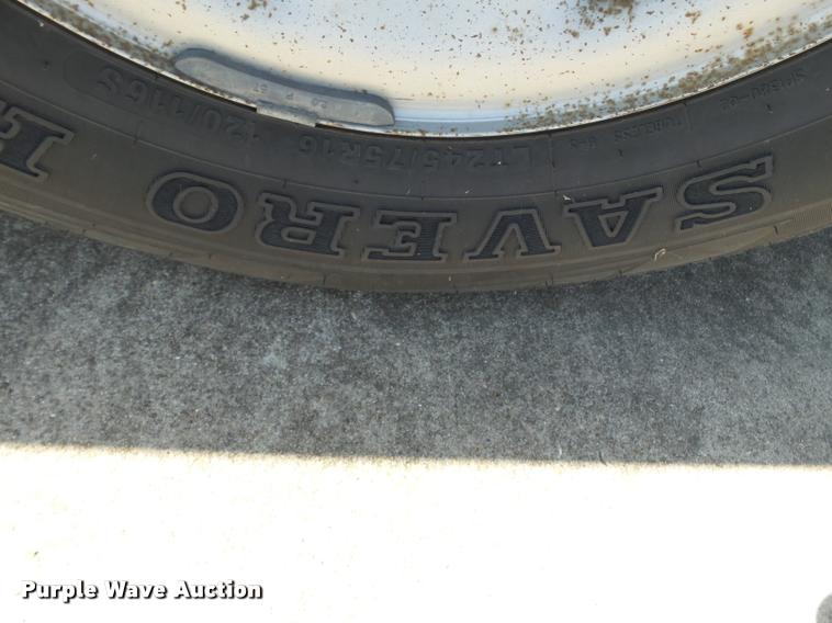 image for item K3464 2006 Chevrolet Express 3500 van