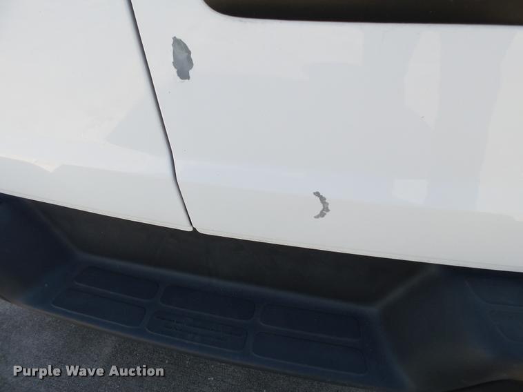 image for item K3464 2006 Chevrolet Express 3500 van