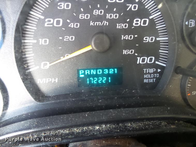 image for item K3464 2006 Chevrolet Express 3500 van