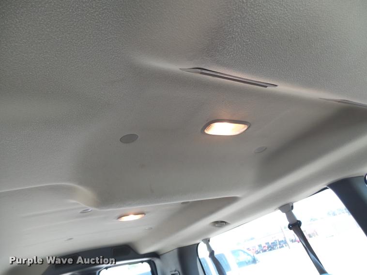 image for item K3464 2006 Chevrolet Express 3500 van