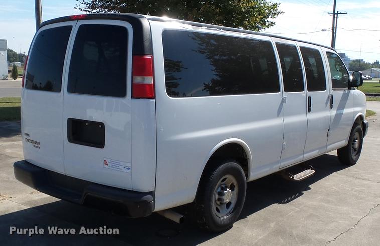 image for item K3465 2010 Chevrolet Express 3500 van
