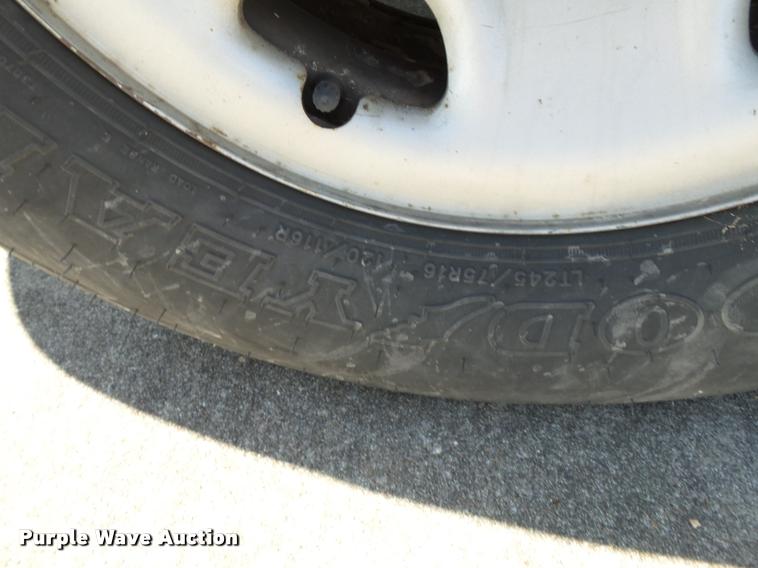 image for item K3465 2010 Chevrolet Express 3500 van