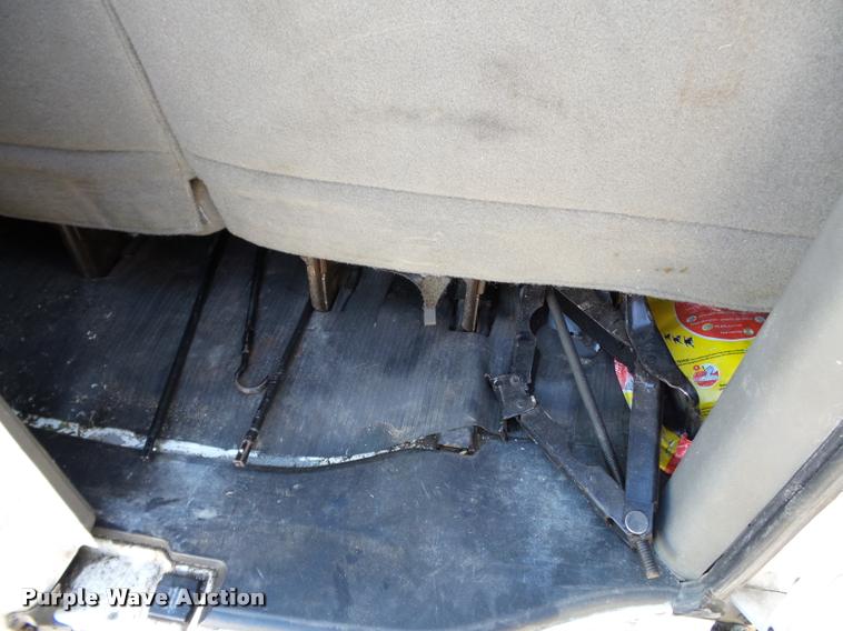 image for item K3465 2010 Chevrolet Express 3500 van