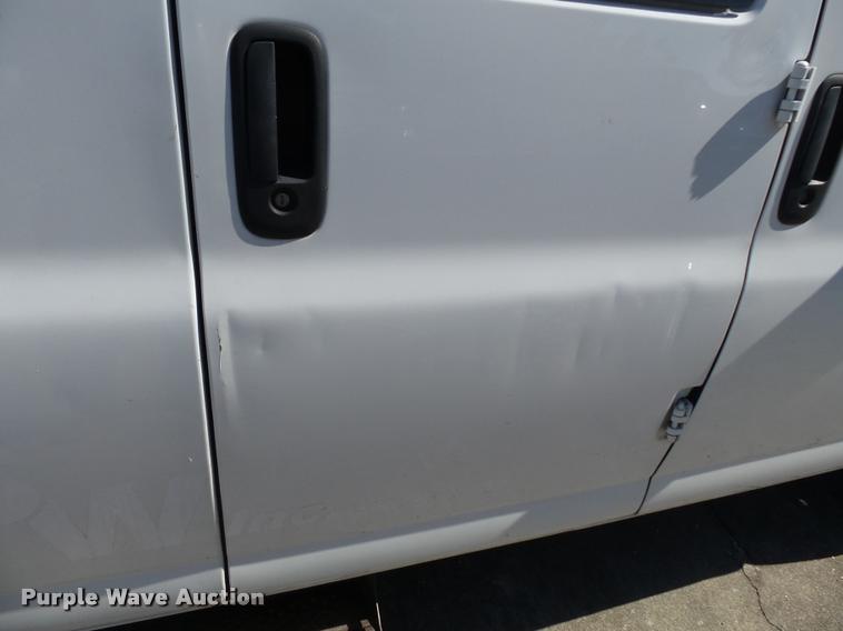 image for item K3465 2010 Chevrolet Express 3500 van