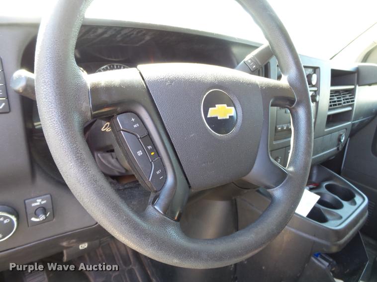image for item K3465 2010 Chevrolet Express 3500 van