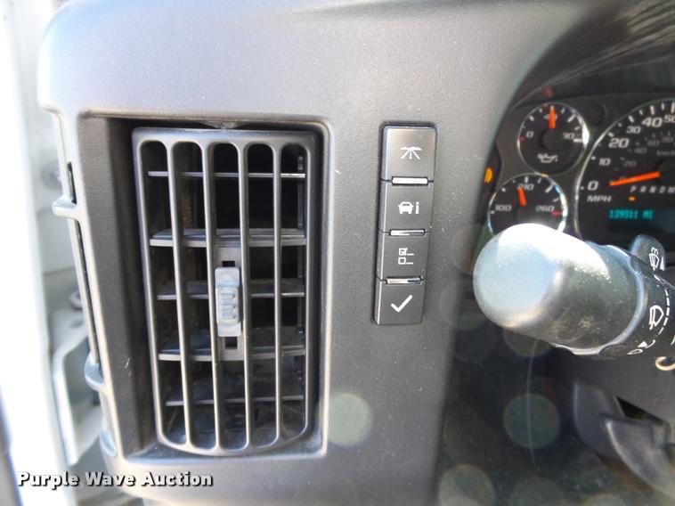 image for item K3465 2010 Chevrolet Express 3500 van