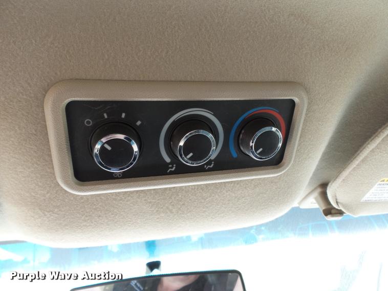 image for item K3465 2010 Chevrolet Express 3500 van