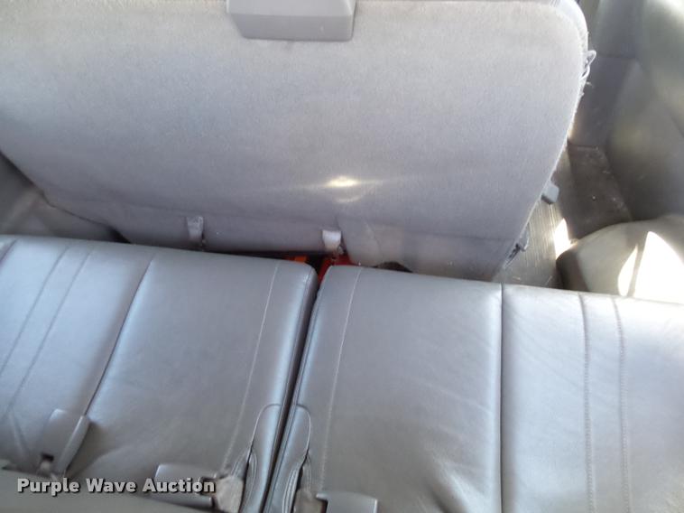 image for item K3465 2010 Chevrolet Express 3500 van