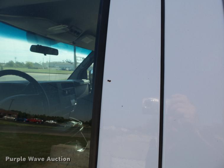 image for item K3466 2006 Chevrolet Express 3500 van