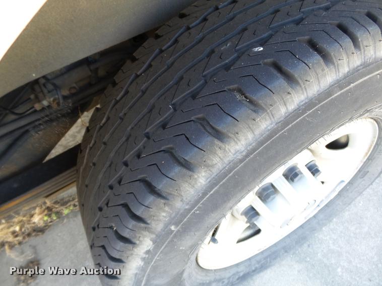 image for item K3466 2006 Chevrolet Express 3500 van