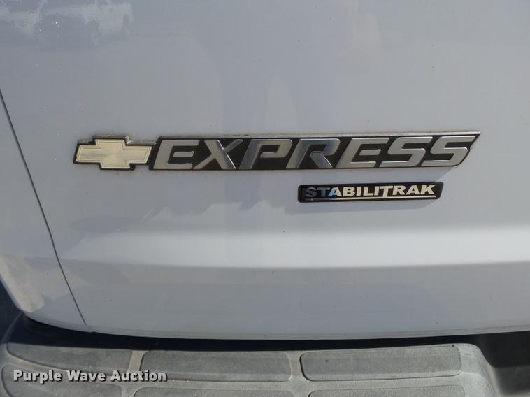 image for item K3466 2006 Chevrolet Express 3500 van