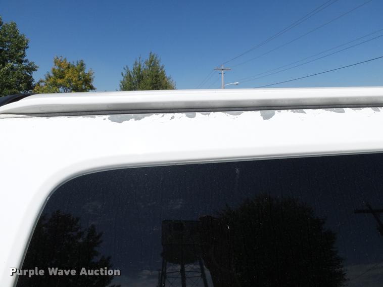 image for item K3466 2006 Chevrolet Express 3500 van