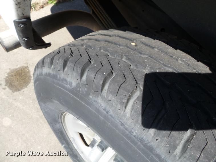 image for item K3466 2006 Chevrolet Express 3500 van