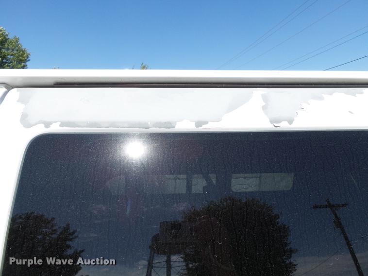 image for item K3466 2006 Chevrolet Express 3500 van