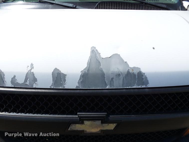 image for item K3466 2006 Chevrolet Express 3500 van