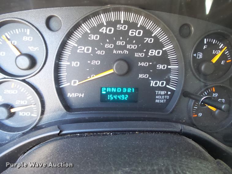 image for item K3466 2006 Chevrolet Express 3500 van