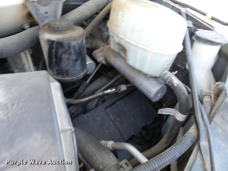 image for item K3466 2006 Chevrolet Express 3500 van