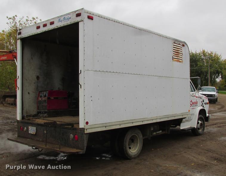image for item K4222 1995 Chevrolet C30HD delivery van