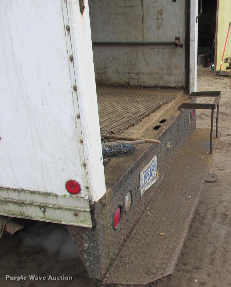 image for item K4222 1995 Chevrolet C30HD delivery van