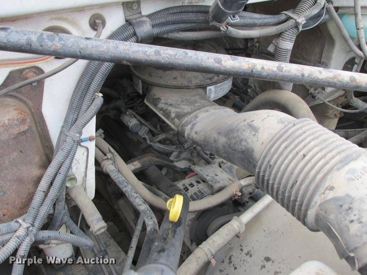 image for item K4222 1995 Chevrolet C30HD delivery van