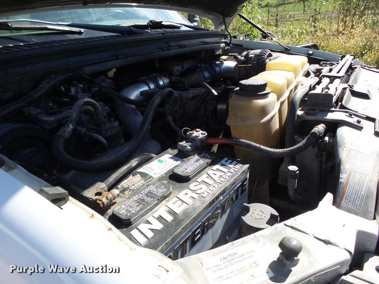 image for item K5658 1999 Ford F350 Super Duty pickup truck cab and chassis