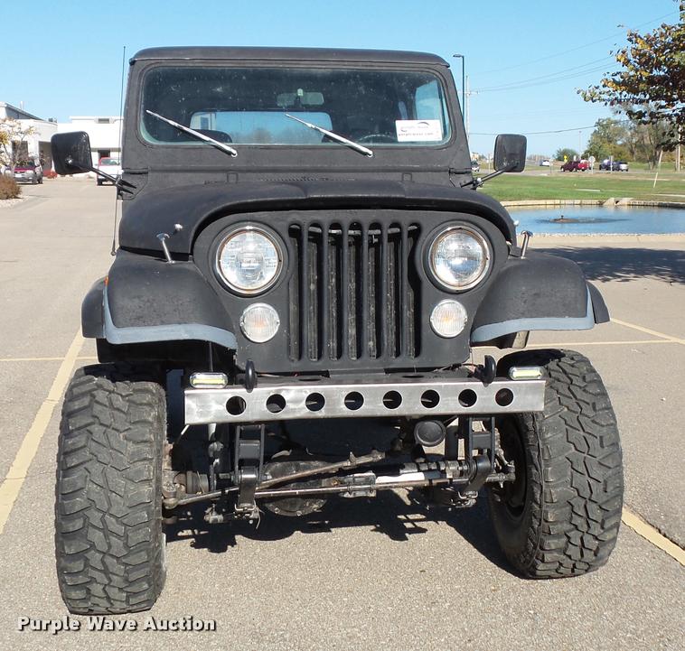 image for item K8113 1982 Jeep CJ7