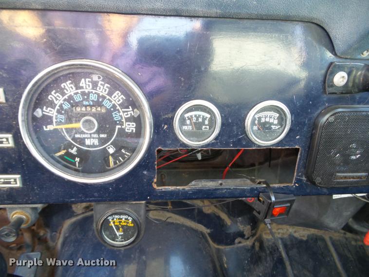 image for item K8113 1982 Jeep CJ7