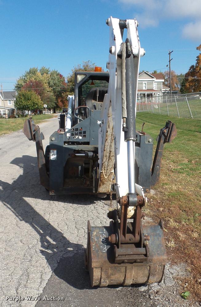 image for item K8131 2001 Bobcat 863 skid steer with backhoe attachment