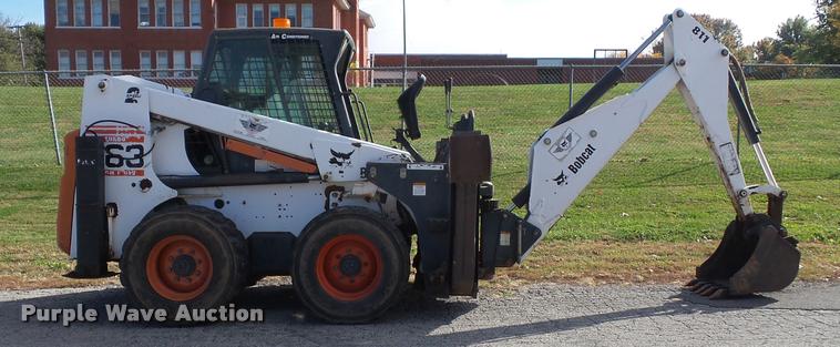 image for item K8131 2001 Bobcat 863 skid steer with backhoe attachment