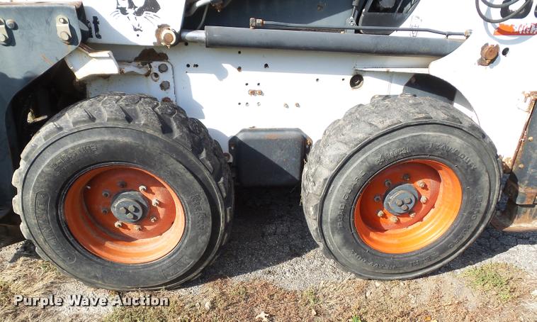 image for item K8131 2001 Bobcat 863 skid steer with backhoe attachment