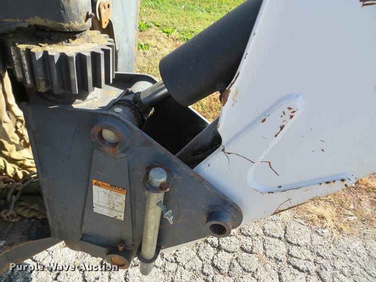 image for item K8131 2001 Bobcat 863 skid steer with backhoe attachment