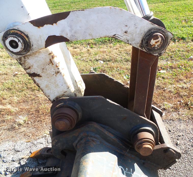 image for item K8131 2001 Bobcat 863 skid steer with backhoe attachment