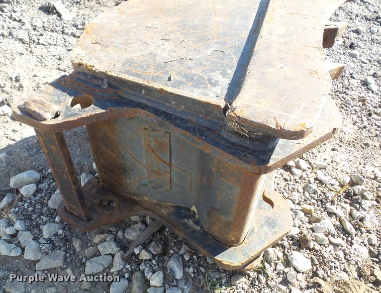 image for item K8131 2001 Bobcat 863 skid steer with backhoe attachment