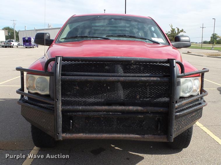 image for item K8164 2003 Dodge Ram 2500 flatbed pickup truck