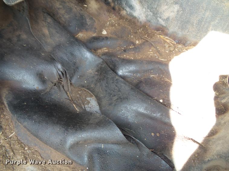 image for item K8164 2003 Dodge Ram 2500 flatbed pickup truck