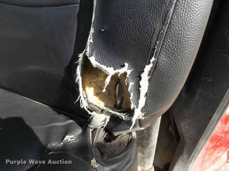 image for item K8164 2003 Dodge Ram 2500 flatbed pickup truck