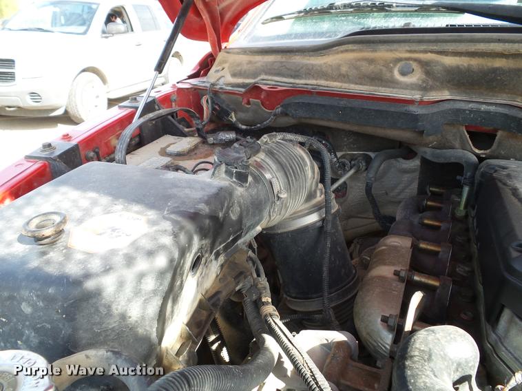 image for item K8164 2003 Dodge Ram 2500 flatbed pickup truck