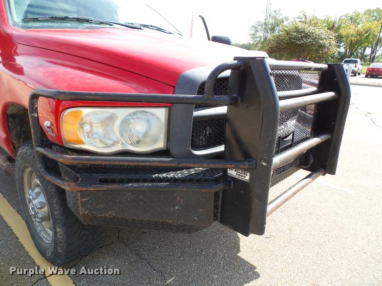 image for item K8164 2003 Dodge Ram 2500 flatbed pickup truck