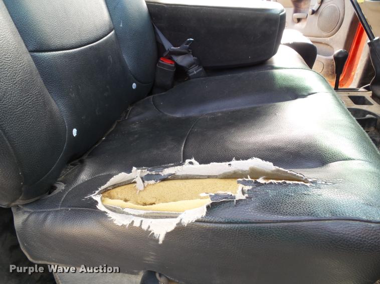 image for item K8164 2003 Dodge Ram 2500 flatbed pickup truck