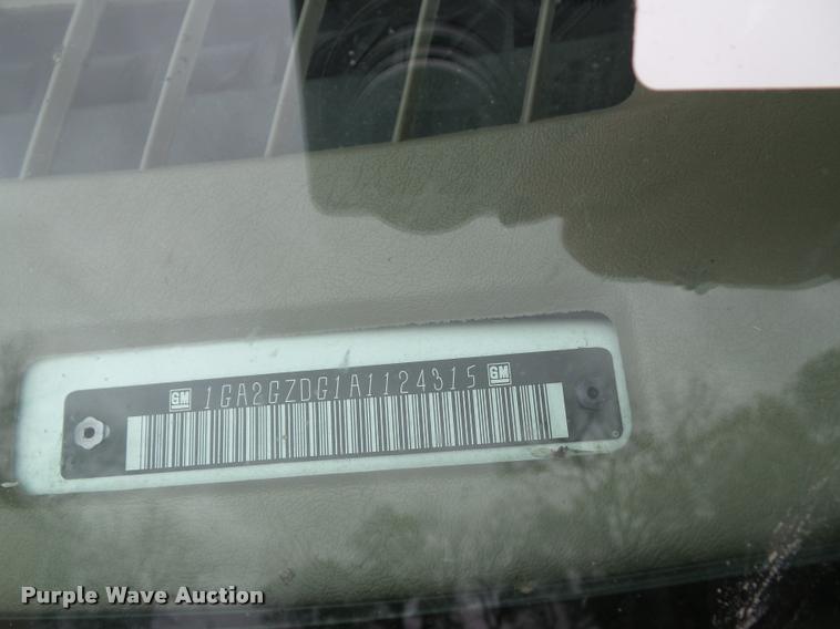 image for item K8165 2010 Chevrolet Express 3500 extended van