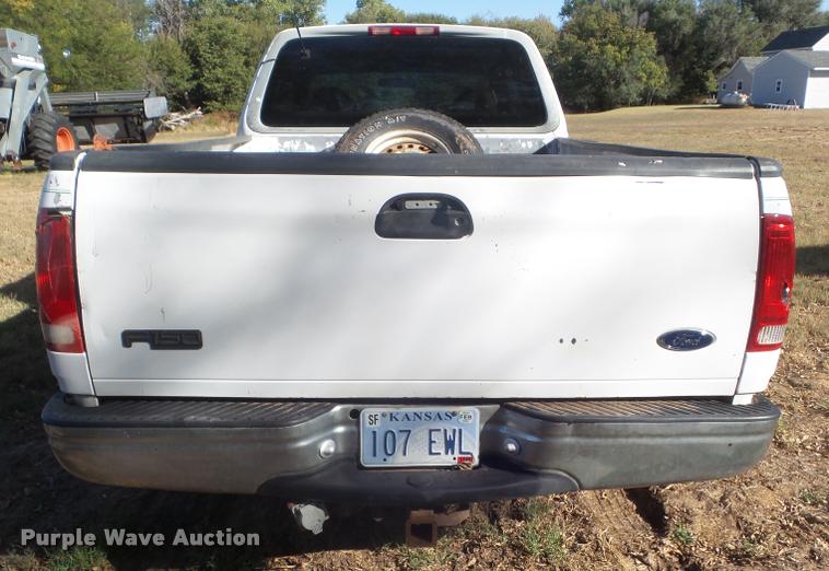 image for item L1709 1998 Ford F150 SuperCab pickup truck