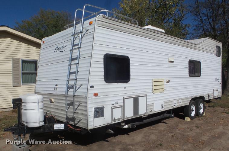 image for item L1721 1998 Prowler camper