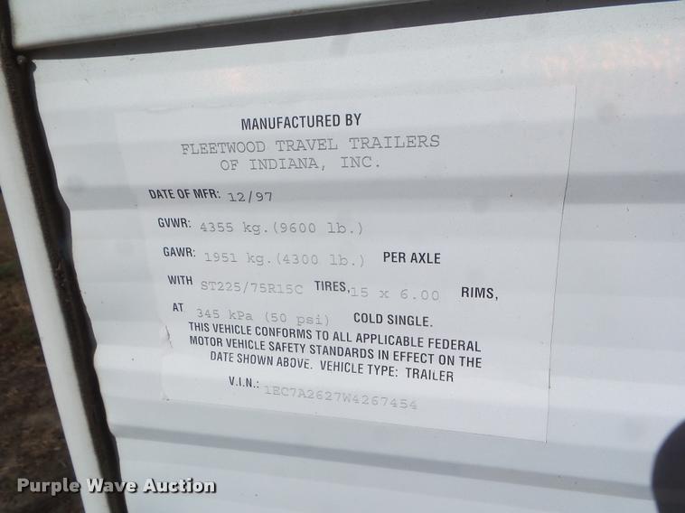 image for item L1721 1998 Prowler camper